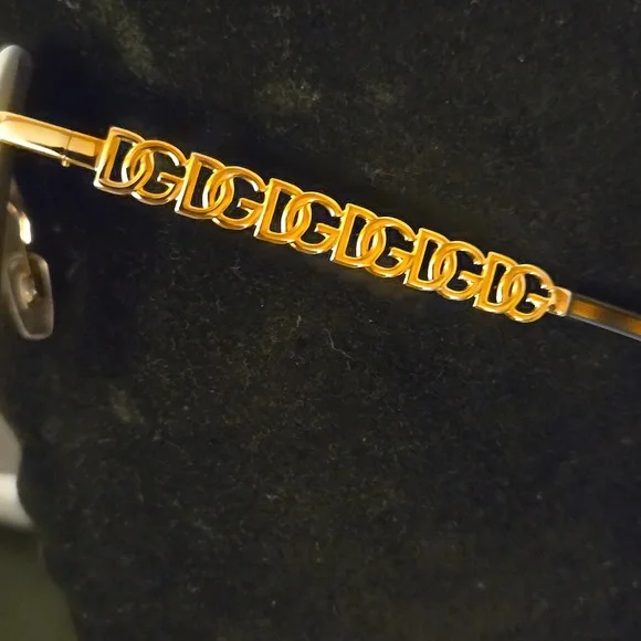 AUTHENTIC Dolce & Gabbana Gold Frame Sunglasses with Brown Lenses - Picture 4 of 9